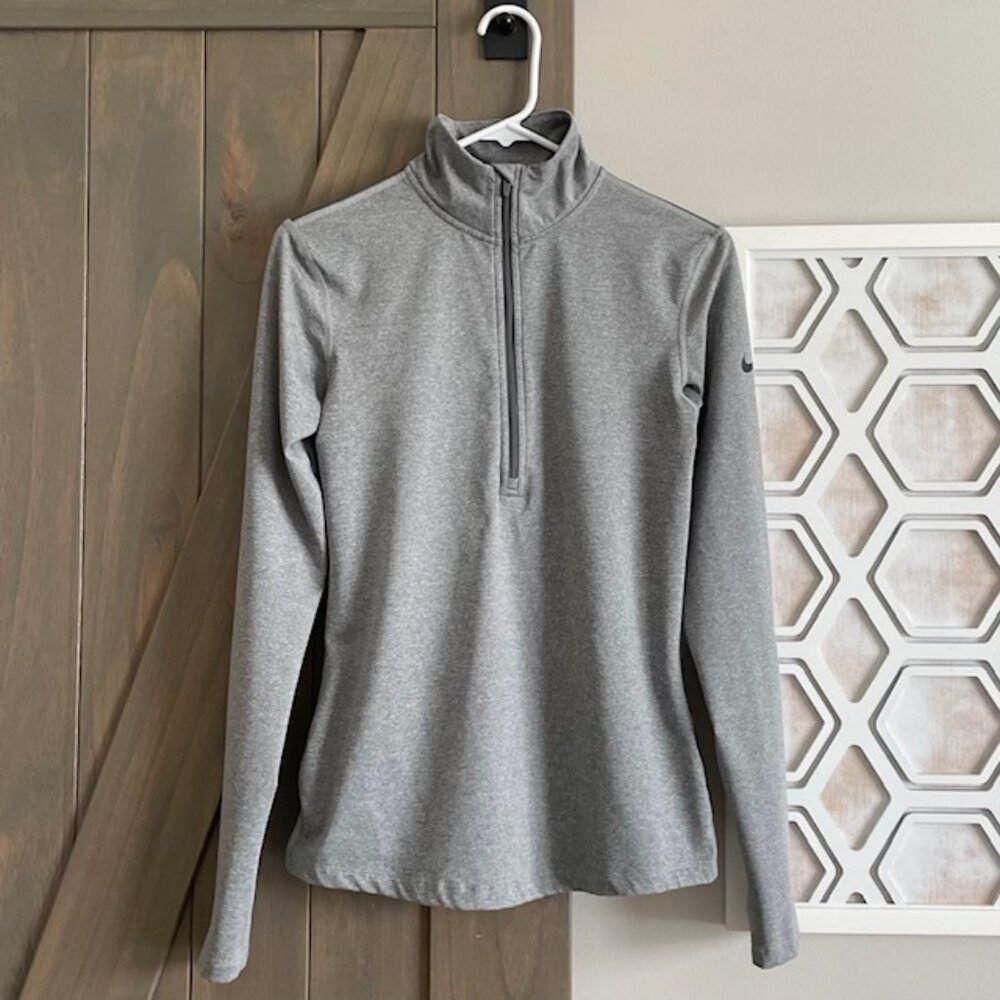Nike Pro Dri Fit Womens 1/2 Zip Pullover Mock Neck Long Sleeve Gray -Size Medium